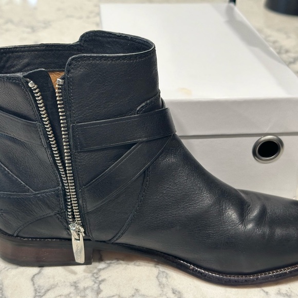 Coach Boots Womens 9 B Lannah Ankle Booties Buckle Straps Black Leather Zipper - Picture 6 of 15